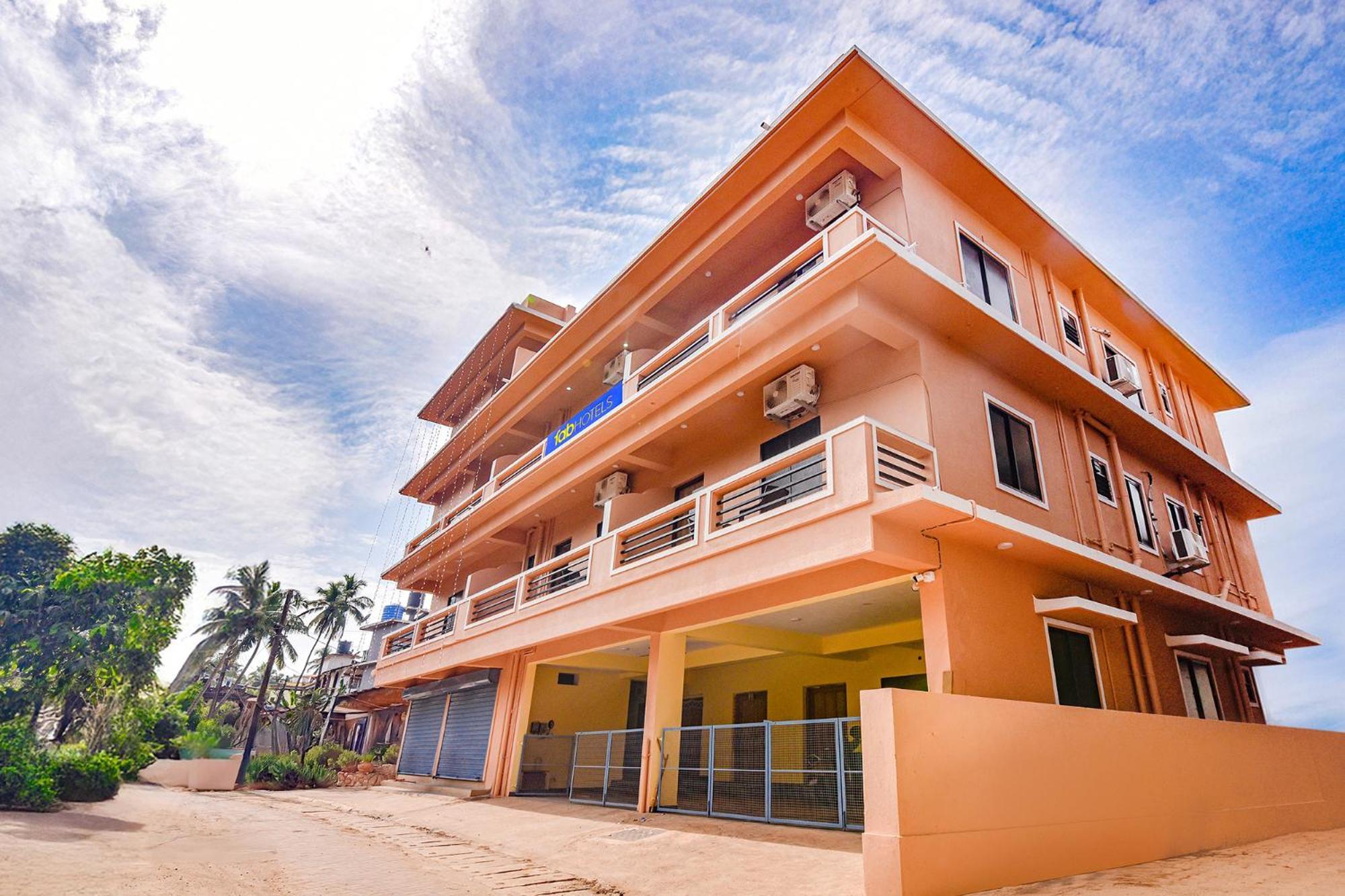 Fabhotel Baga Tulip - 500M From Baga Beach 외부 사진